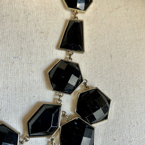 Statement Bib Necklace Black Faceted Acrylic Disks Silvertone Chain - Picture 9 of 11